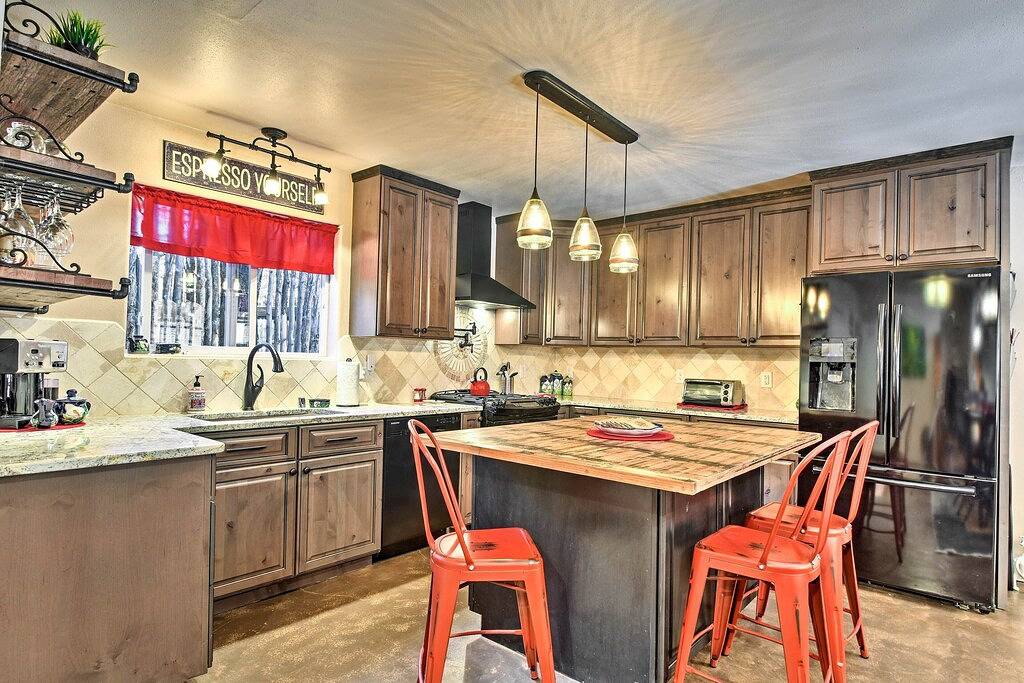 Cosy Home w / Media Room - 11 Minuten zu Fuß zum Taos Plaza in Taos, Taos County