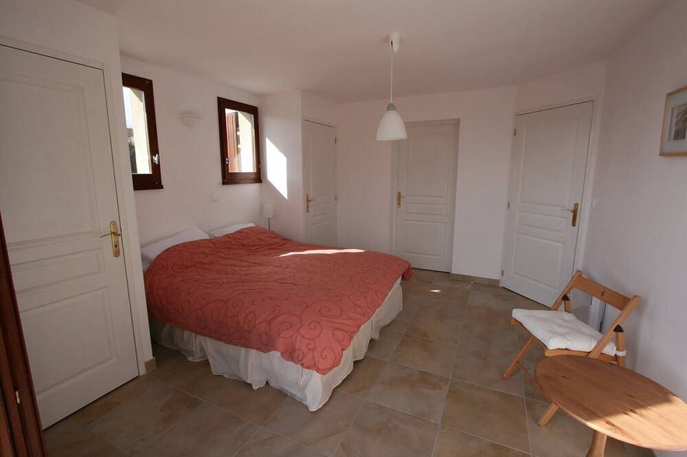 Schöne Languedoc Villa im historischen Minervois Village in Montouliers, Mittelmeerküste (Frankreich)