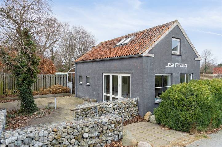 Ferieudlejning for 2 personer, med terrasse på Læsø