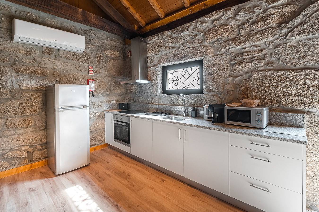 Vakantiehuis voor 4 personen met zwembad in Viatodos, Grimancelos, Minhotães e Monte de Fralães, Braga District