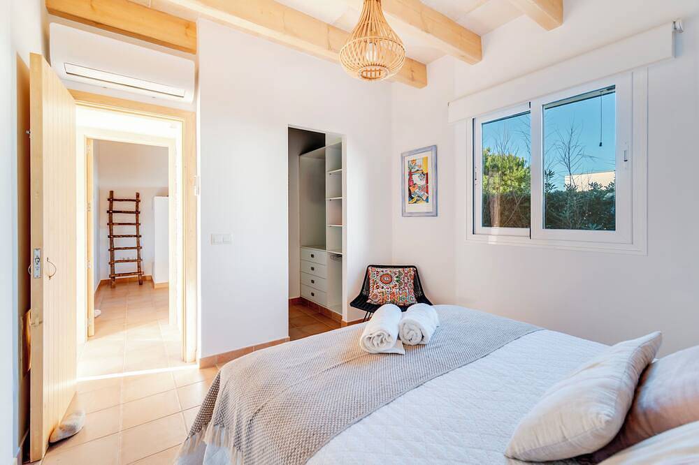 Villa Mercedes - Warm and quiet villa without equal in Cala Morell, Ciutadella
