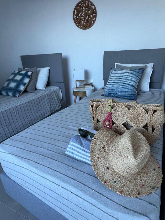 Chambre d’hôte pour 2 personnes, avec terrasse et vue dans Kea - 4