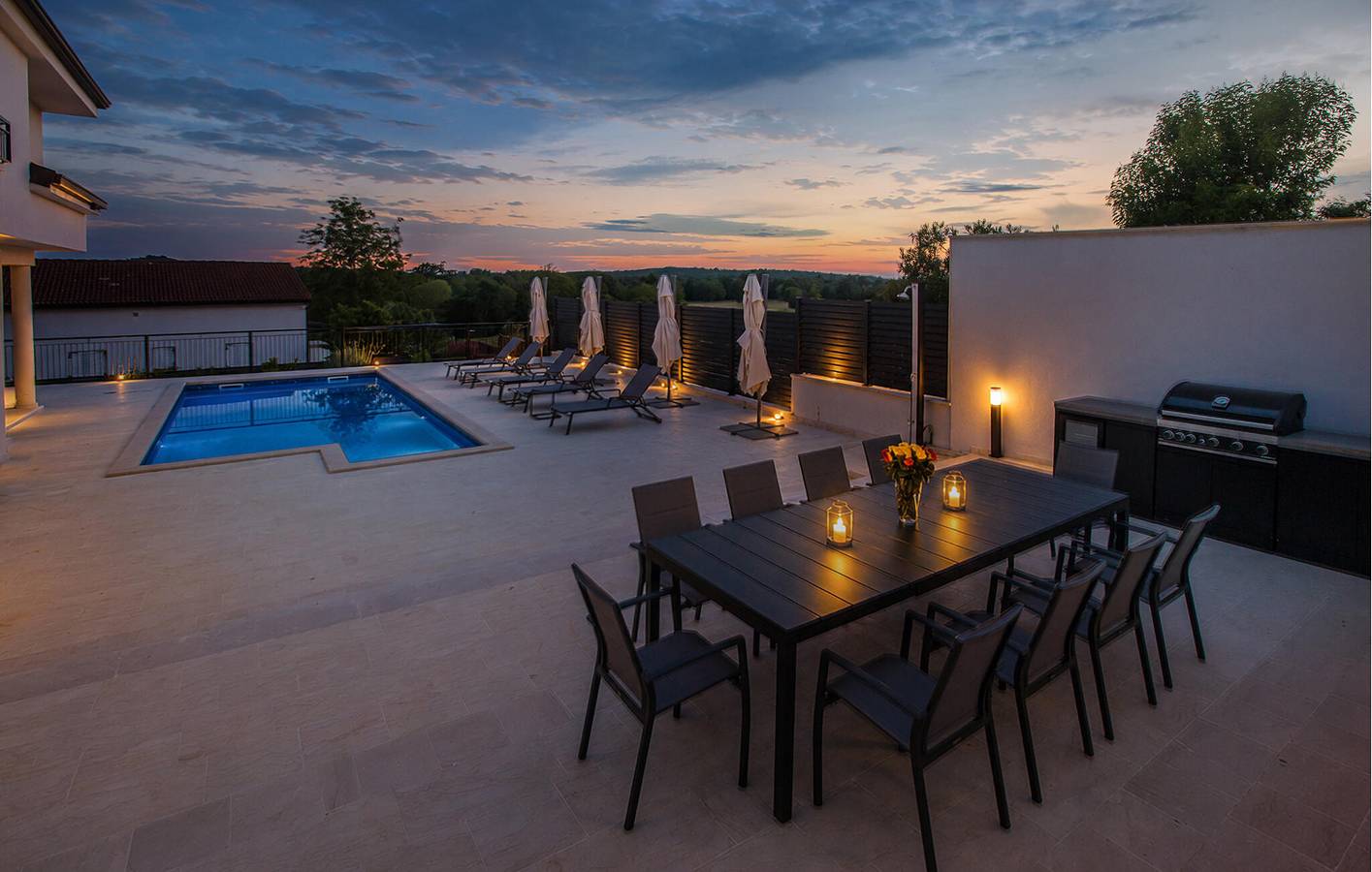 Reizende 1-Zimmer-Wohnung mit Pool und Terrasse, 400 m vom Stadtzentrum von Musalez entfernt in Musalez, Porec und Umgebung