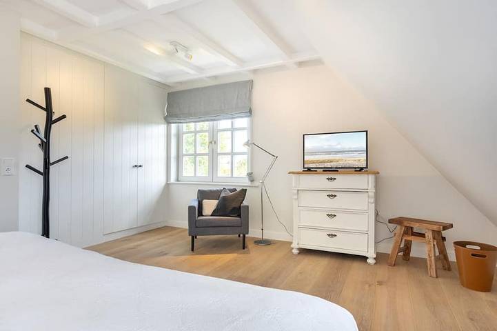 Ferienhaus für 7 Personen, mit Sauna und Garten sowie Terrasse, mit Haustier in Keitum - 4