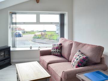 Log Cabin for 2 People in Bridlington, East Riding of Yorkshire, Photo 1