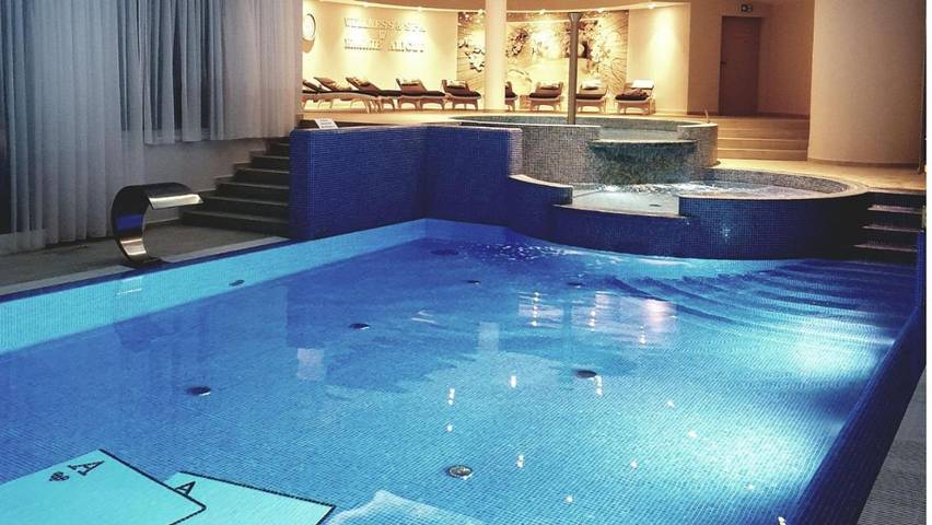 Wynajem wakacyjny dla 4 osób, z basen i sauna oraz taras i ogród w Nałęczów