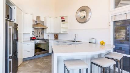 Holiday Home for 10 People in Gerroa, New South Wales, Photo 1