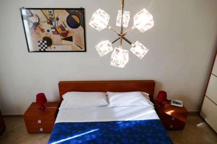 Apartahotel para 5 personas, con jardín, Se admiten mascotas en Apulia