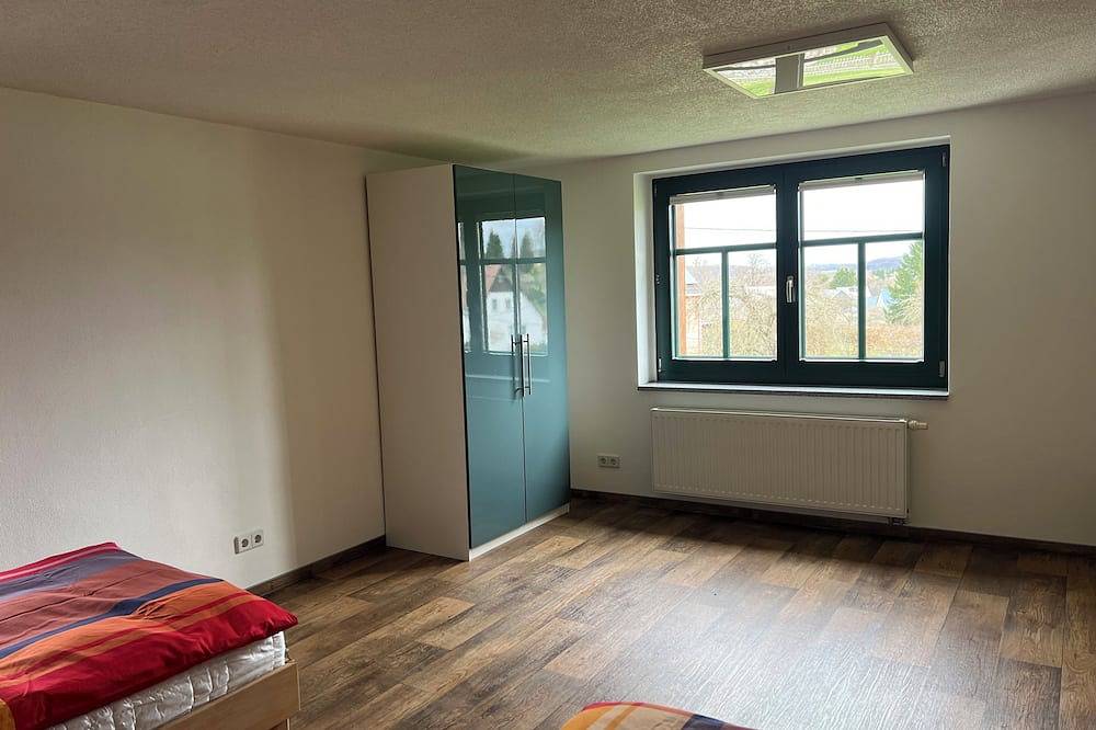 Ganze Wohnung, Ferienwohnung auf dem Bauernhof in einzigartiger Lage in Wildenfels, Chemnitz und Umgebung