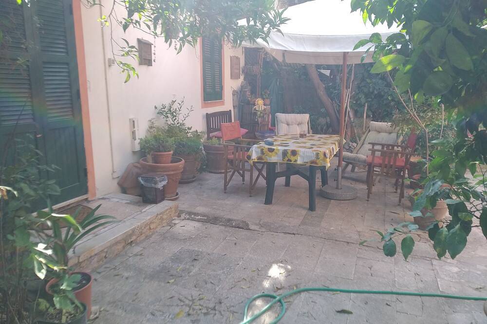 The Old Woodshed in Marina di Minturno, Provincia de Latina