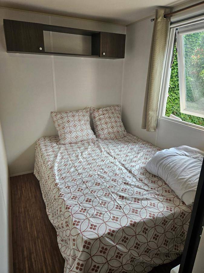 Mobil home in Puget-sur-Argens, Côte méditerranéenne (France)