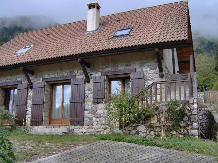 Gîte pour 4 personnes, avec balcon ainsi que jardin et vue à Saint-Martin-Vésubie - 2