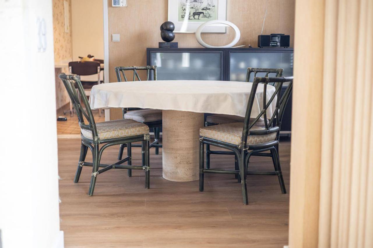 Four-Bedroom Villa in Oostende stadt, Oostende