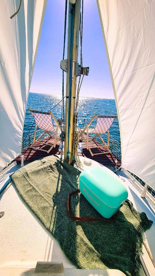 Barco para 2 pessoas, com vista no Algarve