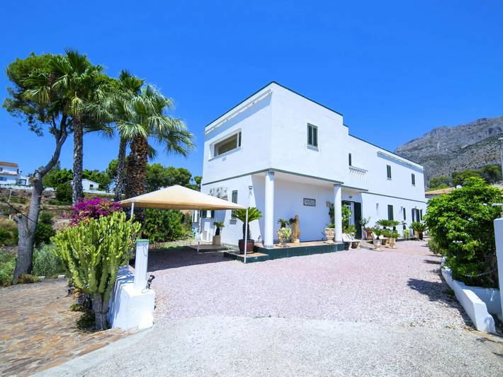 Chalet para 10 personas, con jardín y piscina en Altea