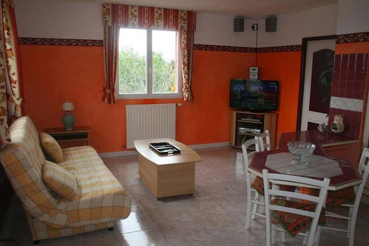 Gîte pour 4 personnes, avec jardin ainsi que piscine et balcon à Caux - 4