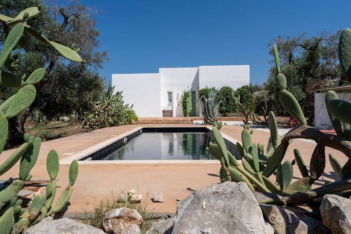 Casa vacanza per 6 persone, con giardino a Carovigno