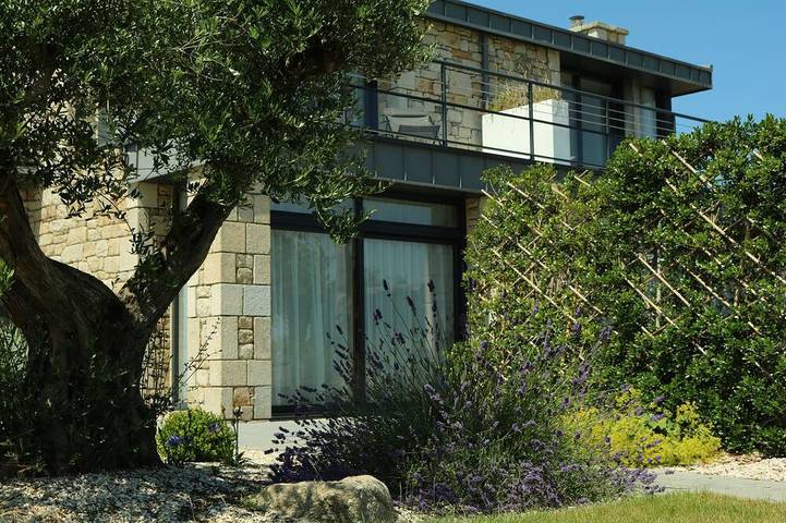 Location de vacances pour 6 personnes, avec balcon et jardin à Perros-Guirec