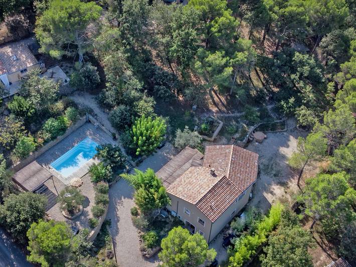 Location de vacances pour 4 personnes, avec Jardin à La Penne-sur-l'Ouvèze