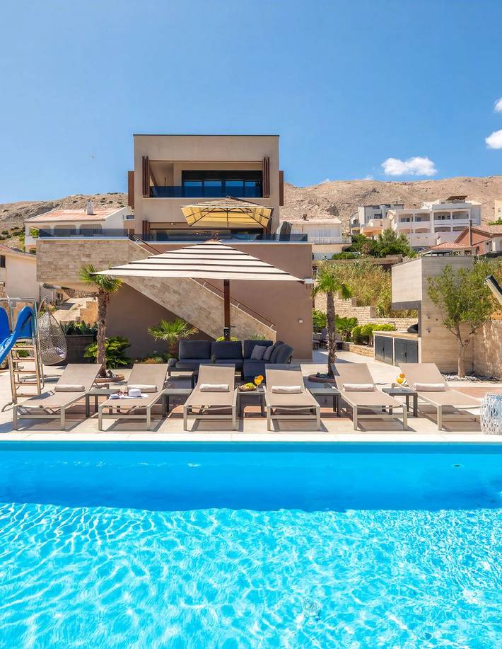 Villa für 14 Personen, mit Pool und Sauna auf Pag - 2