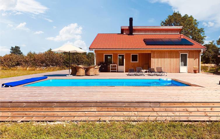 Ferienhaus für 13 Personen, mit Pool und Sauna sowie Terrasse und Garten auf Öland - 2