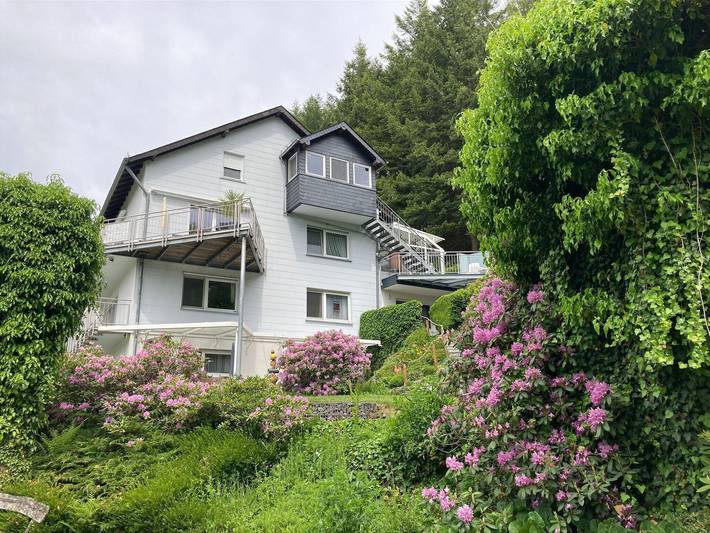 Ferienwohnung für 4 Personen, mit Terrasse und Garten in der Eifel