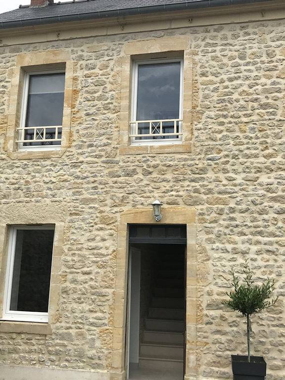 Gîte pour 6 personnes, avec terrasse et jardin