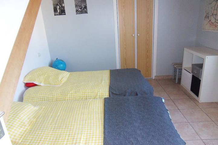 Gîte pour 6 personnes, avec jardin, animaux acceptés à Saint-Broladre - 3