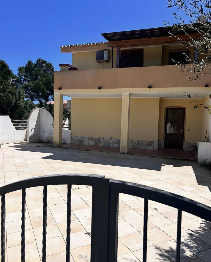 Appartamento intero, Villetta 'Ella' con ingresso e giardino privato aria condizionata  a 600 mt. dal mare! in Porto Pino (Sant'Anna Arresi), Sant'Anna Arresi
