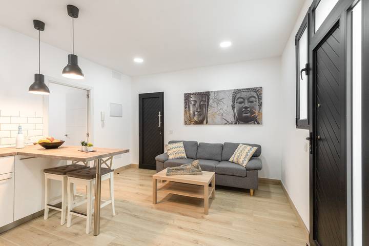 Apartamento entero, Apartamento vacacional 'Camacho 1A' con Wi-Fi in La Isleta, Las Palmas de Gran Canaria
