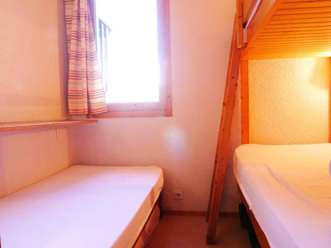 Appartement entier, Appartement chaleureux près des pistes avec cheminée in La Plagne, Bellentre