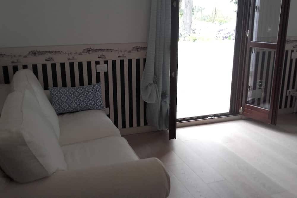 Villino nuovo 2 livelli situato in un residence tranquillo e vicino ai servizi in San Felice Circeo, Agro Pontino