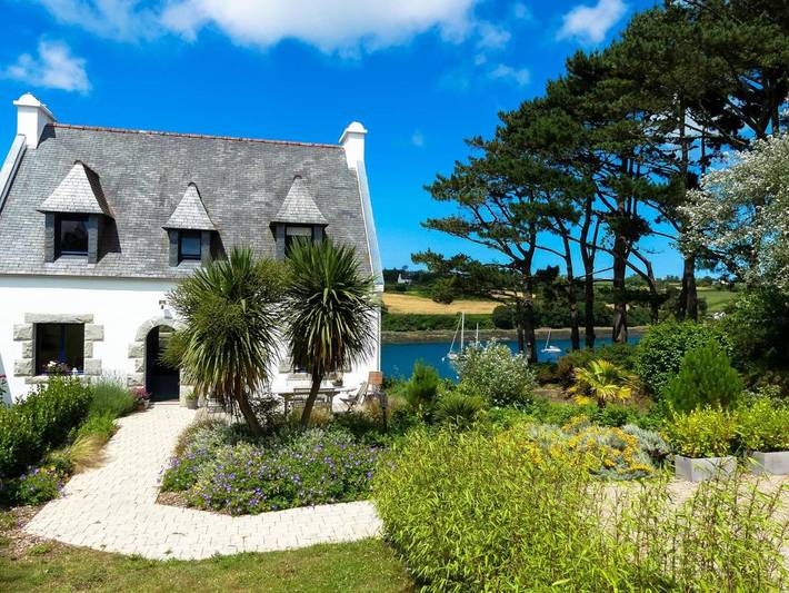 Chambre d’hôte pour 2 personnes, avec Terrasse ainsi que Jardin et Vue à Landéda