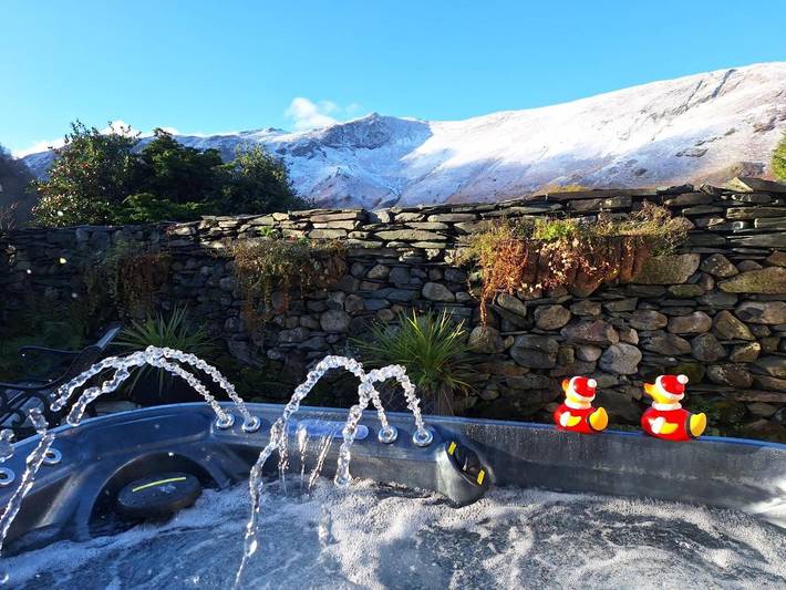 Holiday rental for 4 people, with view and garden as well as lake view in Borrowdale