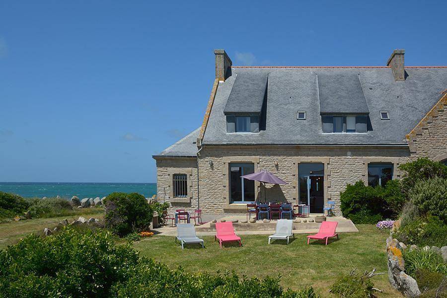 Villa "Le Viben" with water views in Penmarch, Region de Quimper