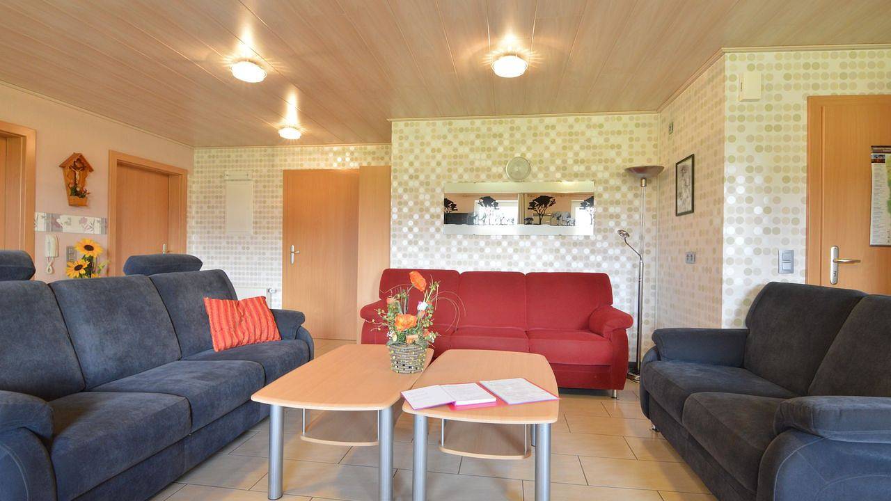Ganze Ferienwohnung, Ferienwohnung für 10 Personen (155 m²) in Reuland in Burg-Reuland, Lüttich und Umgebung