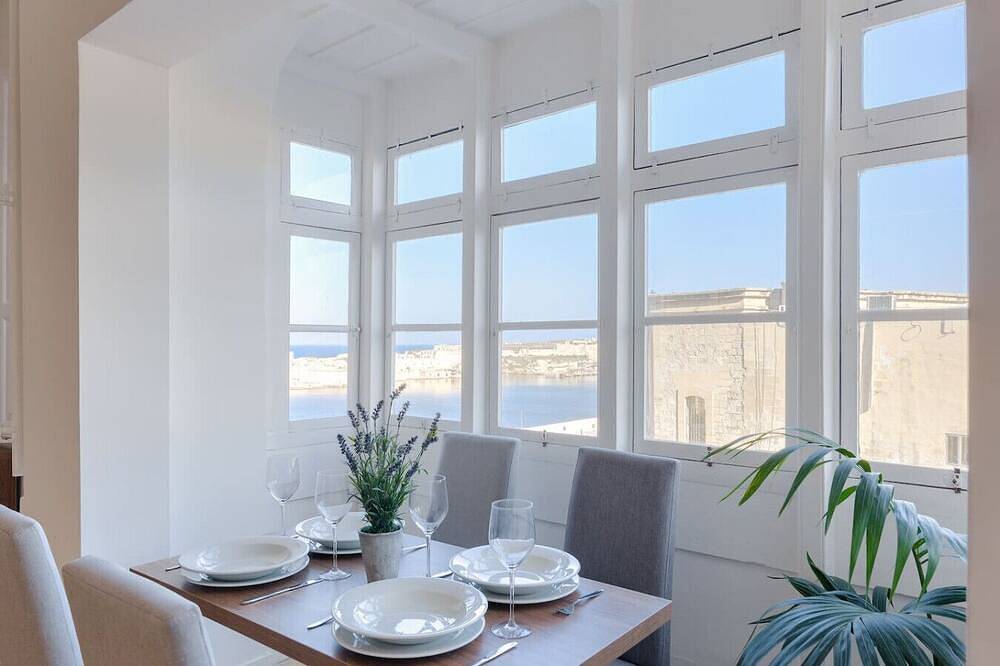 Ganze Wohnung, Rare Suite in Valletta`s Heart! Sea-View + Wifi in Valletta, Insel Malta
