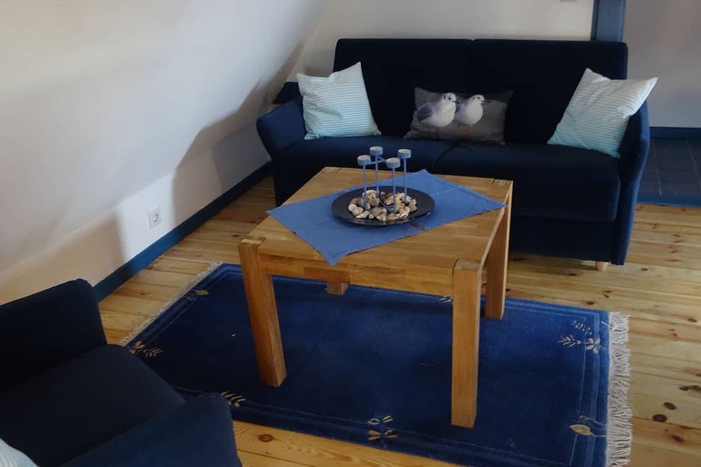 Ganze Wohnung, Holidays by the sea in a historic thatched house: Wifi, 2 Smart Tvs, sauna from 2022 in Geltinger Birk, Pommerby
