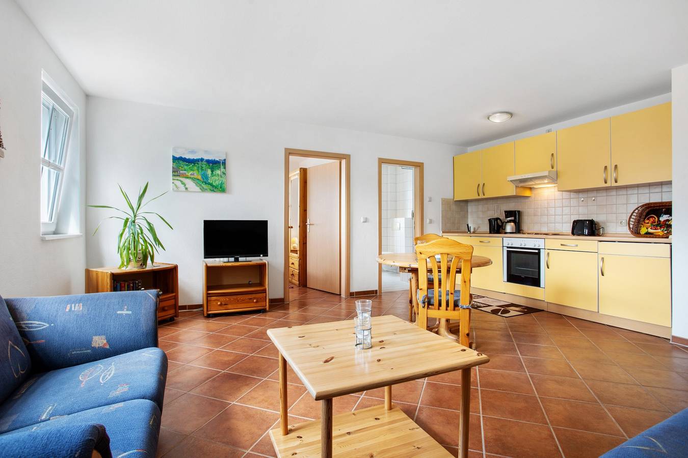 Ganze Wohnung, Haus"Seeadler"Ferienwohnung 9 mit Gemeinschaftsterrasse und Wlan in Ostseebad Koserow, Koserow