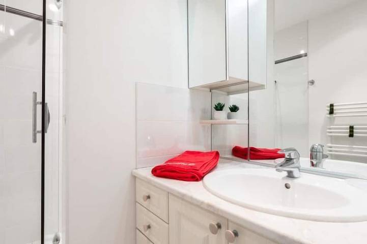 Gîte pour 4 personnes, avec Balcon/Terrasse et Terrasse dans Plage du Prieuré - 4