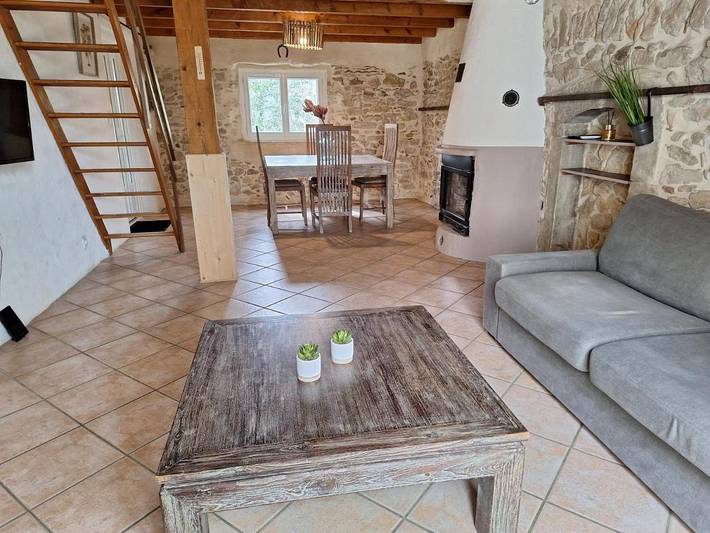 Gîte pour 6 personnes, avec Balcon et Terrasse à Pont-Saint-Esprit - 2