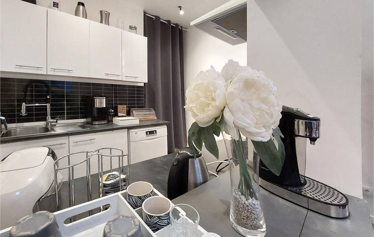 Location de vacances pour 14 personnes, avec terrasse dans Parc naturel régional du Vexin Français - 2