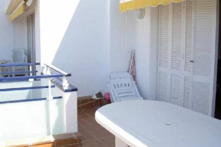 Ferienwohnung für 4 Personen, mit Terrasse und Garten sowie Pool