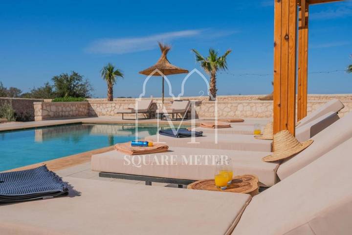 Location de vacances pour 8 personnes, avec terrasse et piscine ainsi que vue et jardin, animaux acceptés dans Sidi Kaouki - 3