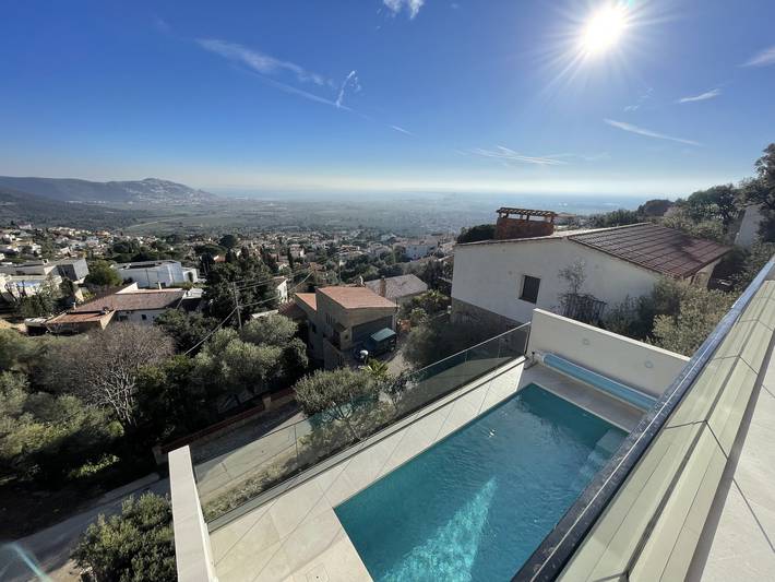 Villa pour 6 personnes avec terrasse in El Mas Fumats, Roses