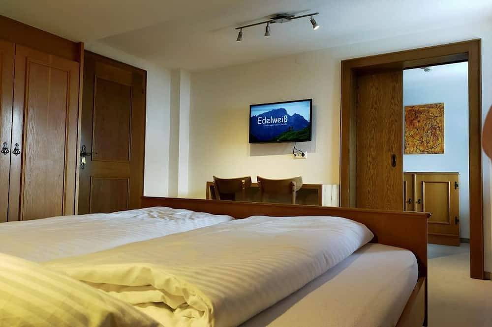 Ferienwohnung Furka - Pension Edelweiss Bischof Kg in Damüls, Bregenzerwald