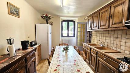 Maison De Vacances pour 5 Personnes dans Saint-Martin-la-Méanne, Région de Tulle, Photo 1