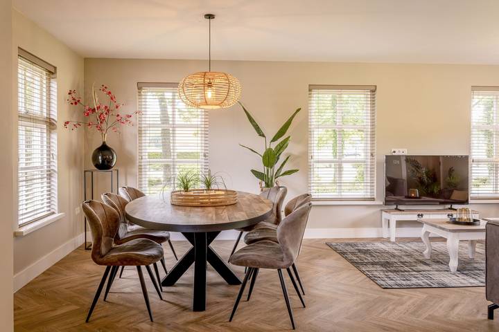 Komfortables Ferienhaus für 4 Personen mit zwei Badezimmern in Losser in Losser, Twente