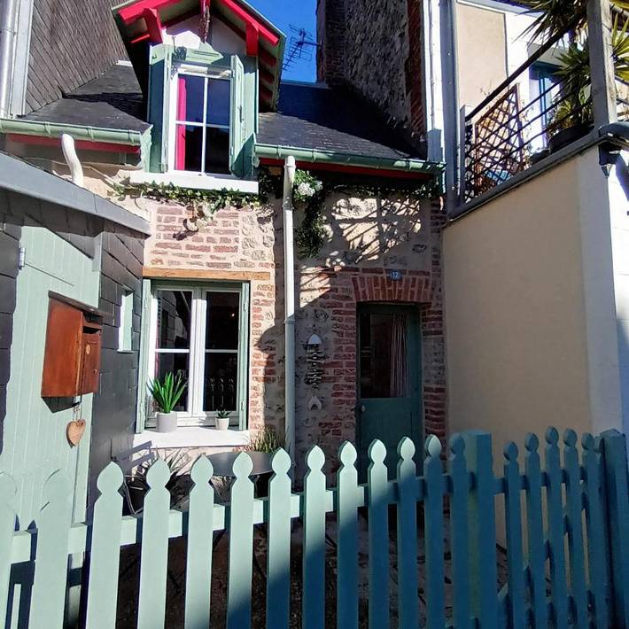 Location de vacances pour 2 personnes, avec terrasse à Villerville