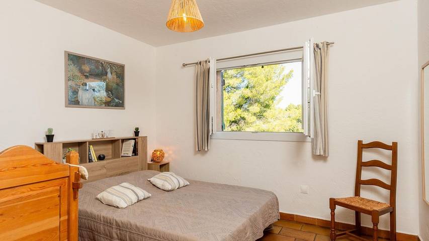 Location de vacances pour 13 personnes, avec terrasse ainsi que piscine et jardin, animaux acceptés à Mouans-Sartoux - 3